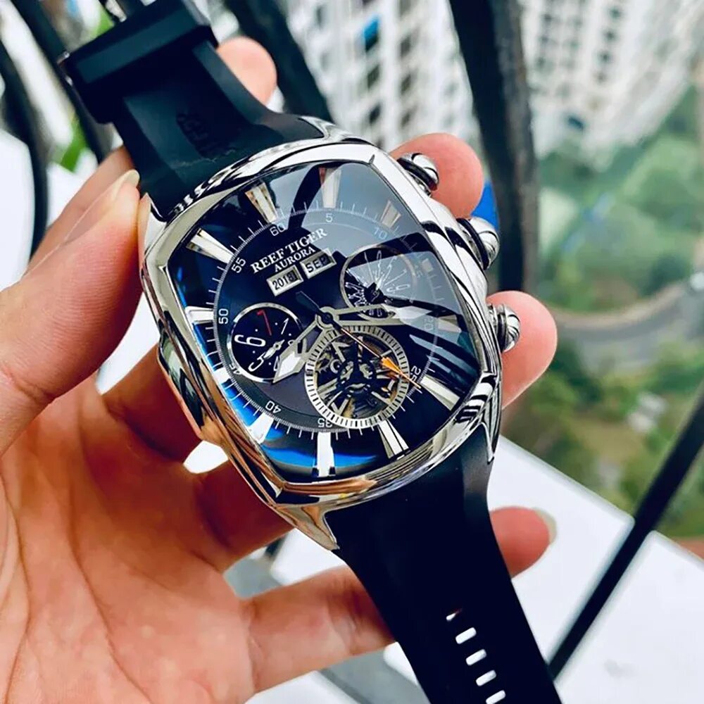 Tiger watches. Часы с тигром на циферблате. Часы с тигром. Часы с тиграми ручные. Мужские наручные часы с тигром.