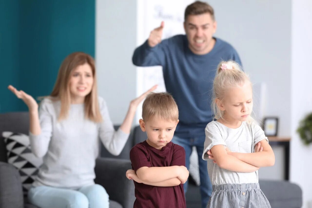 Вмешательство родителей в жизнь детей