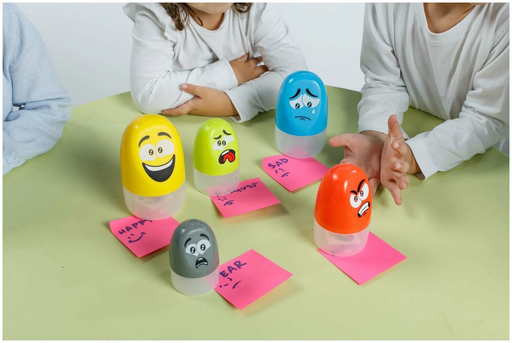 эмоциональность игр. эмоции у детей дошкольного возраста. игра эмоции и чувства. эмоции для дошкольников. эмоциональность игр.