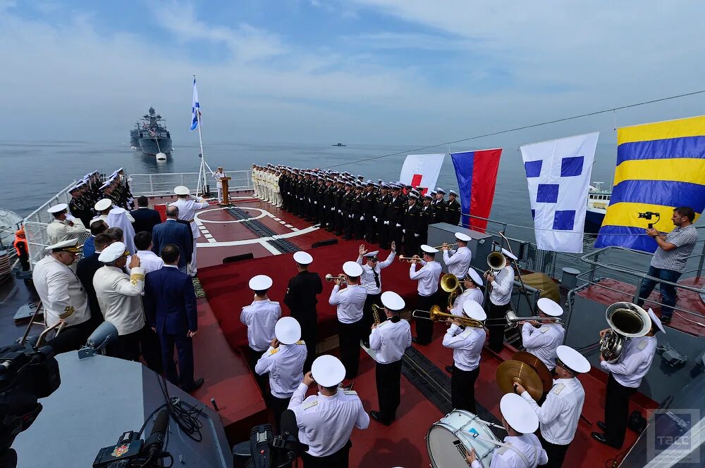 Традиции морского флота. Традиции морского флота. Боевые традиции. Традиции российском флоте. Праздник вмф мамоново.