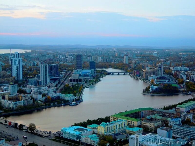 Екатеринбург центр города. 3 городская екатеринбург. Город екатеринбург. Центральная городская больница 7 екатеринбург. Центральная городская больница номер 20 екатеринбург.