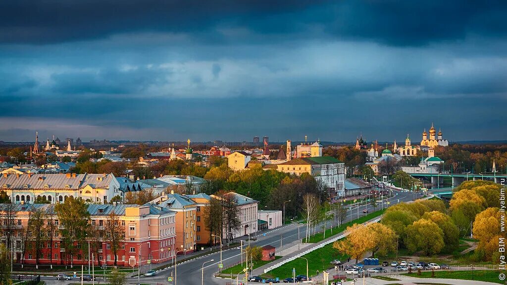 комплекс слободы коровники ярославль. спасо-преображенский монастырь ярославль панорама. вечерняя набережная ярославль. ярославль ярославская область. исторический центр ярославля.