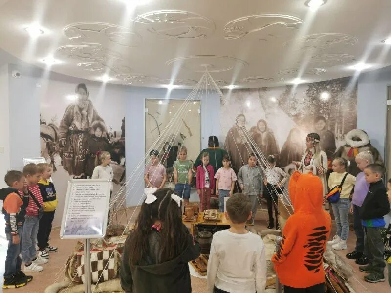 Парк славы губкинский. Музей губкин. Музей губкин. Музей освоения севера губкинский. Музей города губкинский.