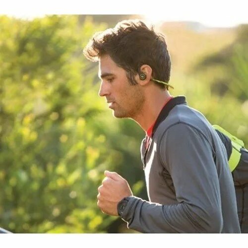Наушники для бега на шею как разобрать Купить bluetooth-наушники Plantronics BackBeat FIT с микрофоном (Stealth Green)
