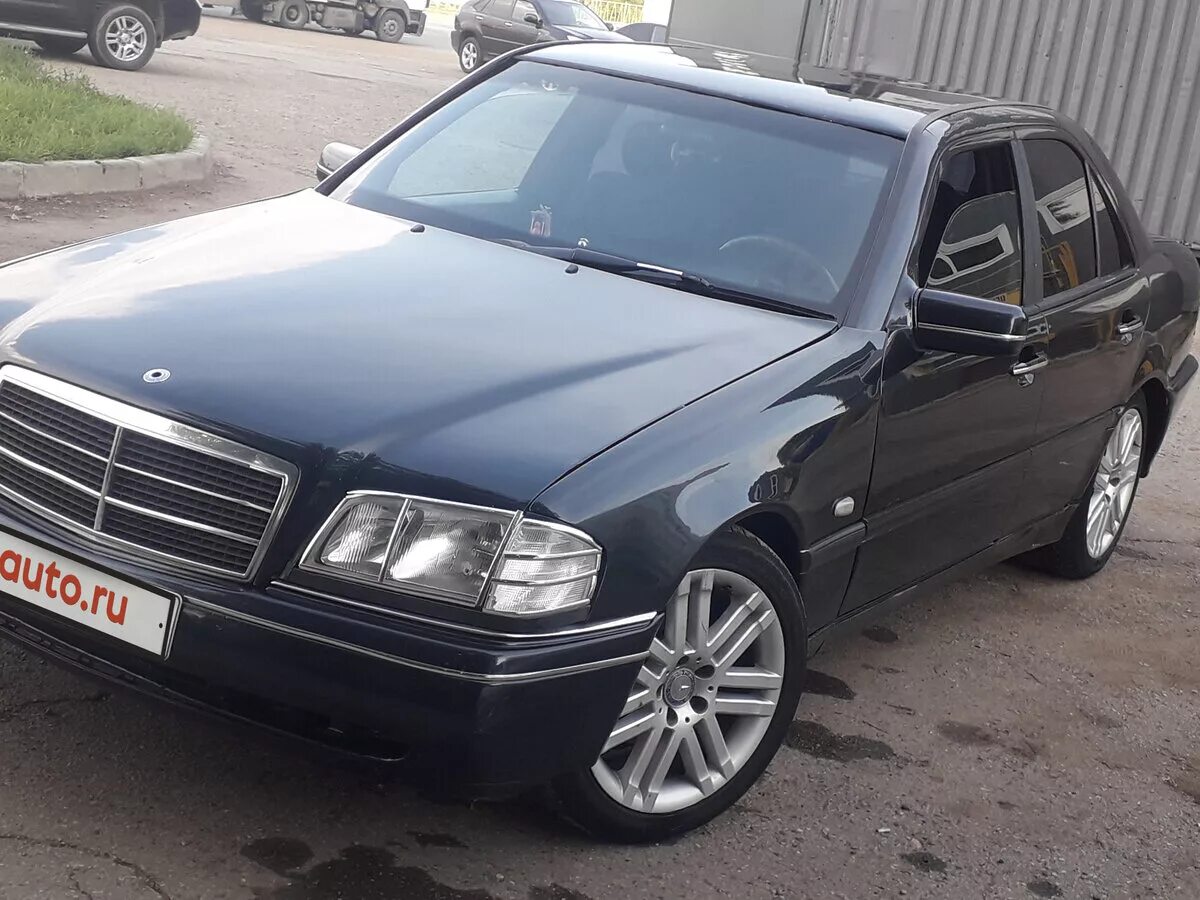 Купить мерседес 1997. Mercedes Benz c class 180 1997. Mercedes w202 c180 черный. Мерседес Бенц w202 черный. Мерседес с180 w202.