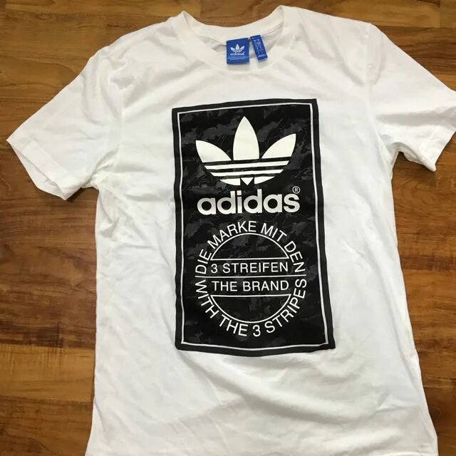 Marke mit den. Adidas 3 streifen the brand. адидас die marke mit den 3 streifen the brand. футболка адидас the brand with the 3 stripes. 3 streifen the brand adidas футболка.