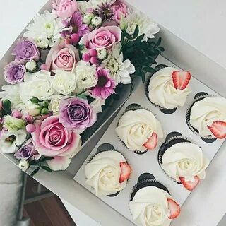 Капкейки в коробке