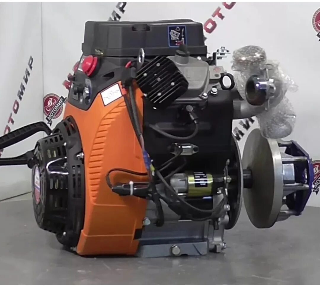 Lifan двигатель снегохода. 4х такт. +эл. Мотор на снегоход буран 4 тактный лифан 15 л. С руч.