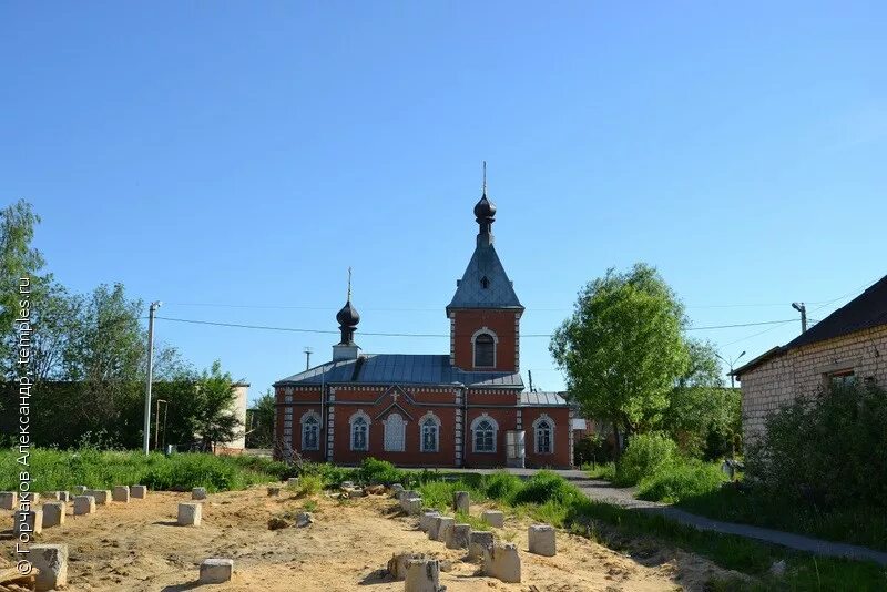 Погода нарышкино орловской области на неделю. Нарышкино Орловская область. Нарышкино Урицкий район. Орловская область Урицкий район пгт Нарышкино. Церковь Казанской Божией матери Нарышкино.