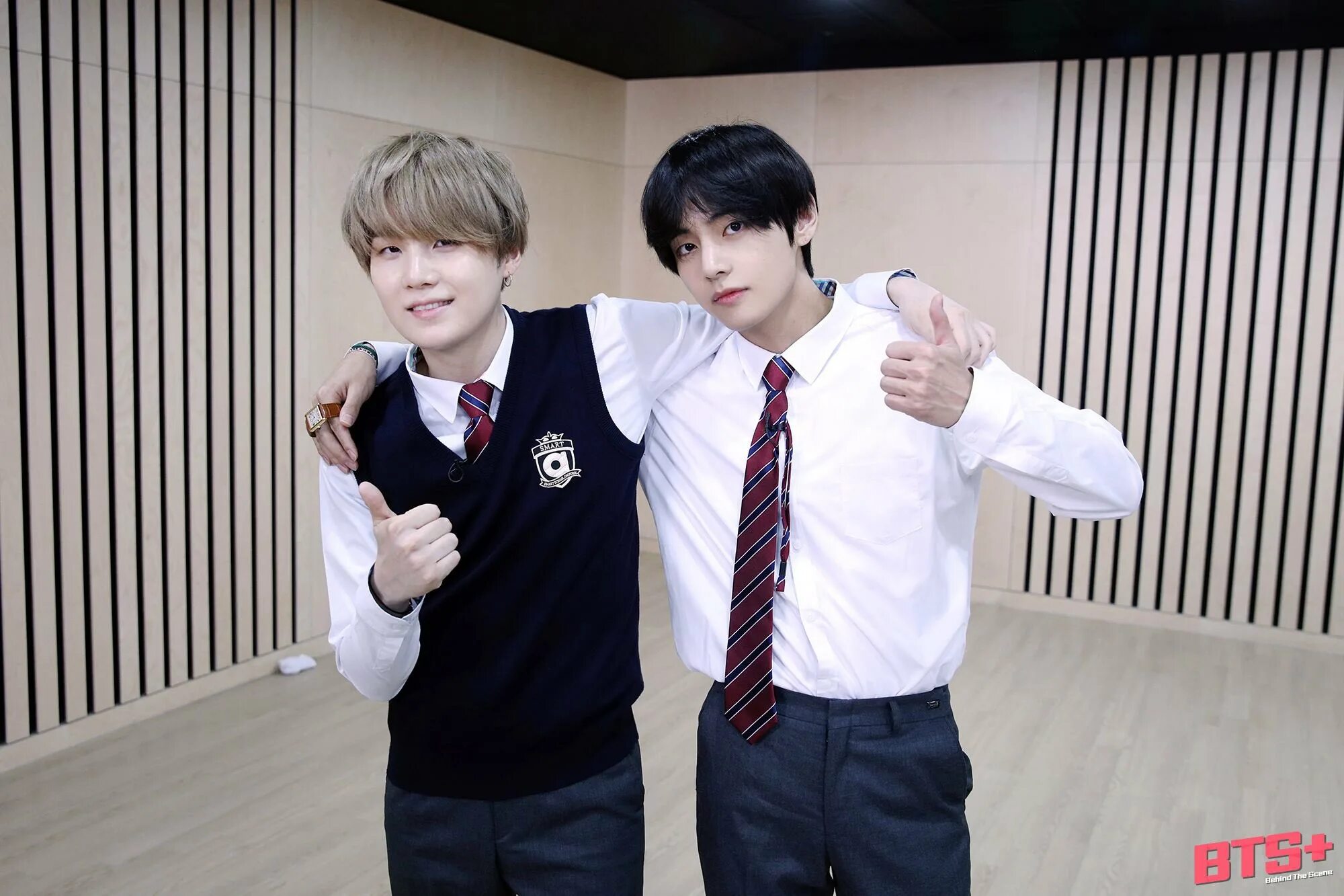 Bts jin super tuna. бтс ран бтс. Bts run эпизоды. эпизоды бтс. юнги бтс 2023.