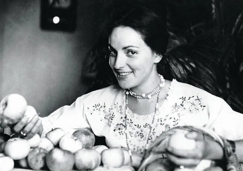 Марина либакова ливанова биография личная жизнь Отрывок из вечерней программы, ведущая Марина Ливанова YouTube