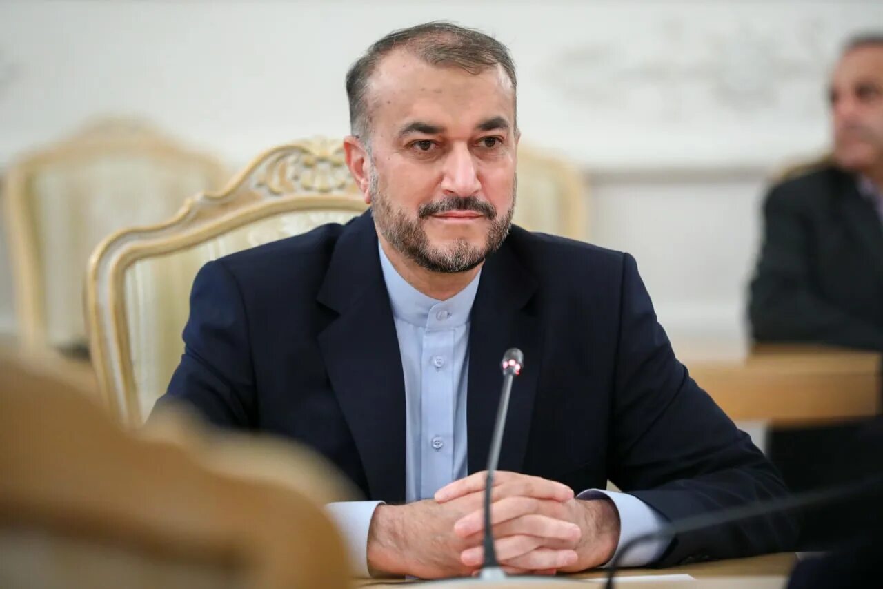 Амир хосейн. Хосейн амир абдоллахиян. глава мид ирана амир абдоллахиян. министр иностранных дел ирана хосейн амир. хусейн амир абдуллахиан.