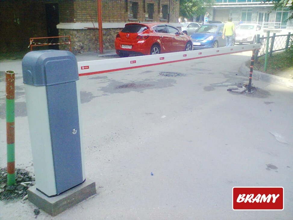 Дубна шлагбаум форум. Шлагбаум 136. Дубна шлагбаум рыбалка. Машину ударил шлагбаум. Шлагбаум asb-6r.