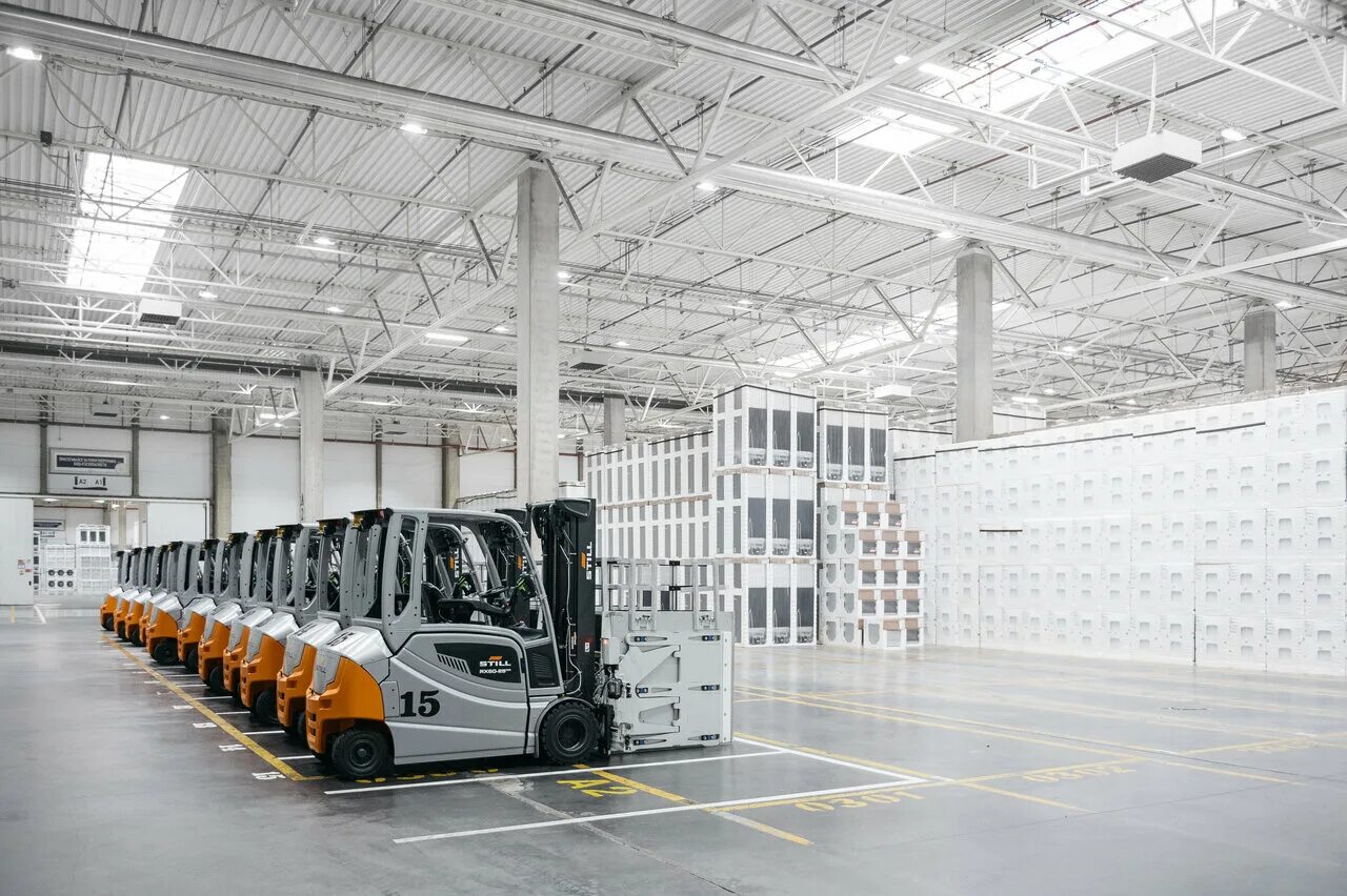 оборудование для склада. фото склада ооо партнер. склад 350 квадратных метров. лебедянское ш. улица ковалева 130в липецк.