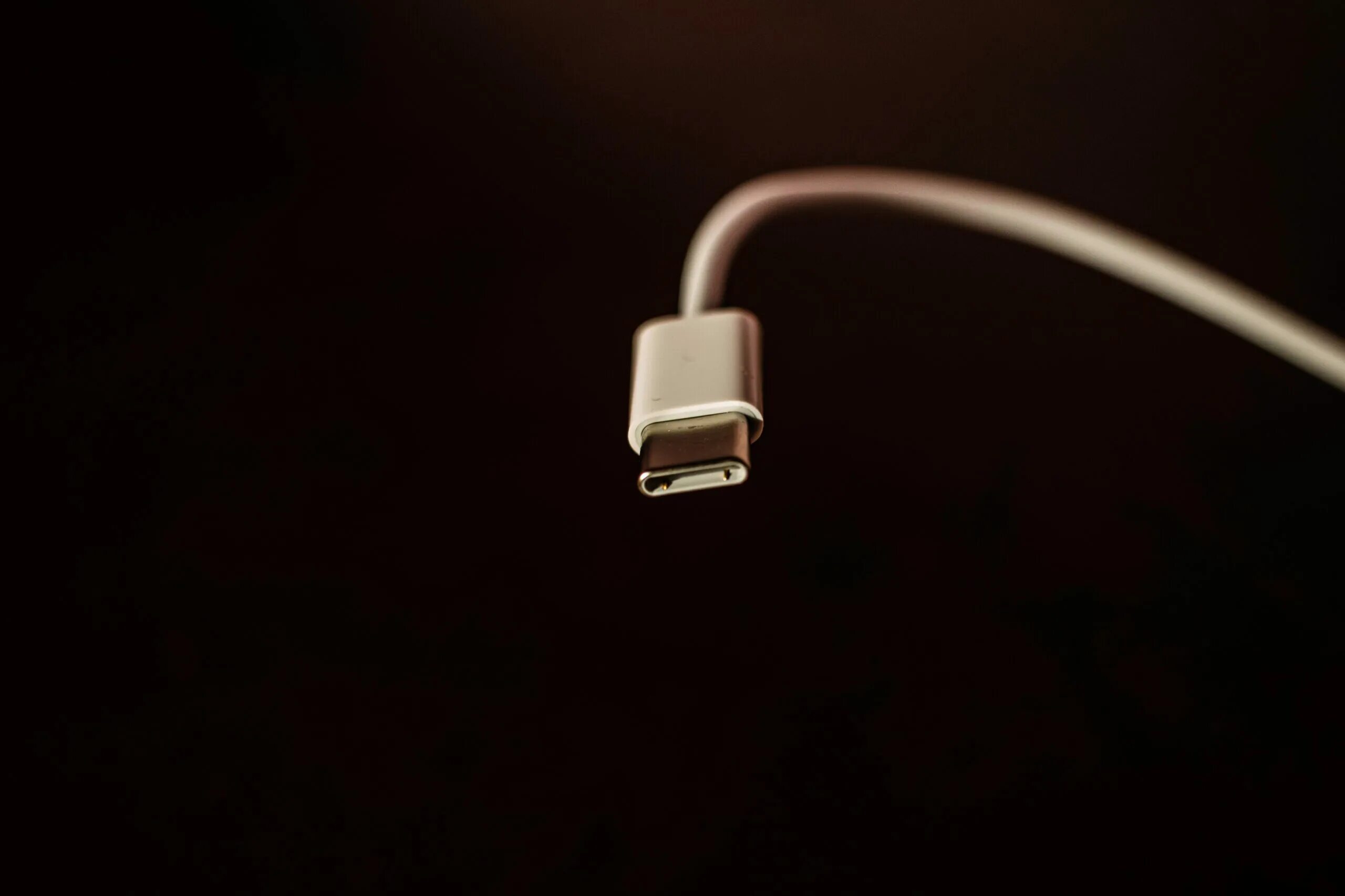 Iphone 15 usb type c. Лайтнинг айфон. виды разъемов для зарядки. порт usb-c на новом айфоне. usb 4.