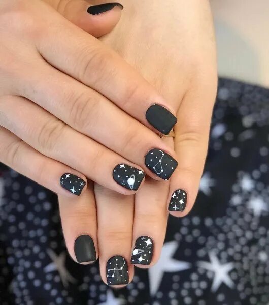 Чёрный маникюр Punk nails, Mens nails, Short acrylic nails