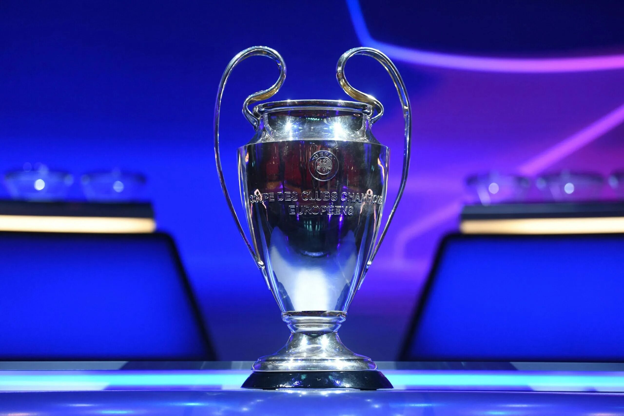 Champions league matches. Лига чемпионов УЕФА 2021/2022. Лига чемпионов 2021-2022 финал. UEFA Champions League Кубок. Лига чемпионов 2022-2023 финал.