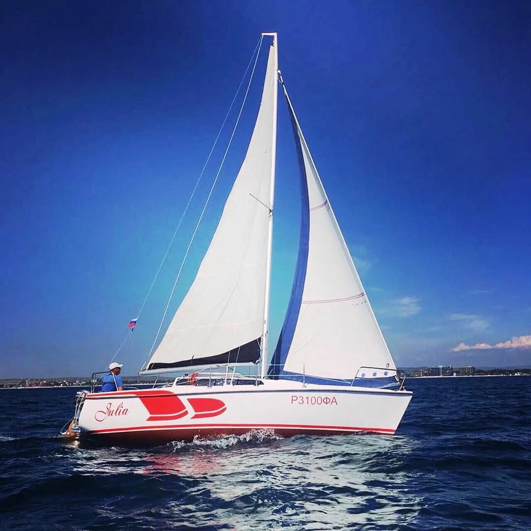 катамаран зимний с парусом. Delphia 28 sport. Alvon yelkanlar. парус 28. лагерь имандра.