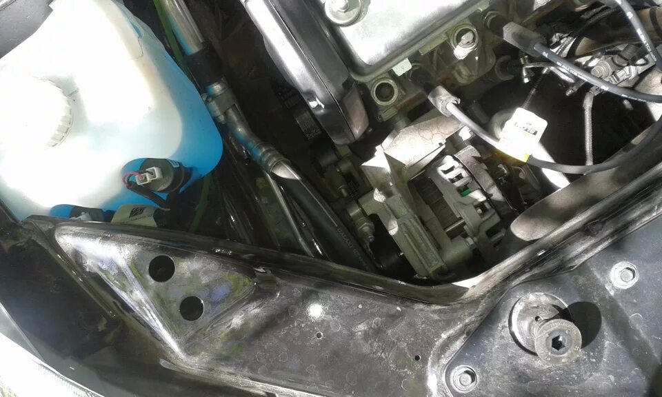 Как поменять лампочку datsun on do. Лампа дальнего света datsun mi-do. лампочка ближнего света на датсун мидо. лампа передней фары габарит датсун он. крепление фары datsun on do.