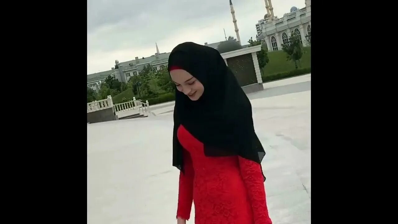 Поздравления с днём рождения женщине на чеченском языке. Поздравления с днём рождения на чеченском. Хава сатабаева ахь соьга еза аьлла. Чеченская песня сестре. Чеченская песня сестре.