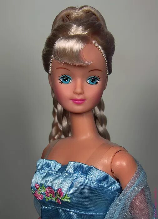 Doll 0. Барби сьюзи. Iplehouse kyle. Кукла невинный. Doll 0.