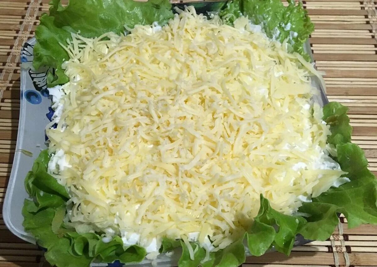 Салат белая ночь. Салат белая ночь. Салат белые ночи с курицей. Рецепт белая ночь. Салат белая ночь фото.