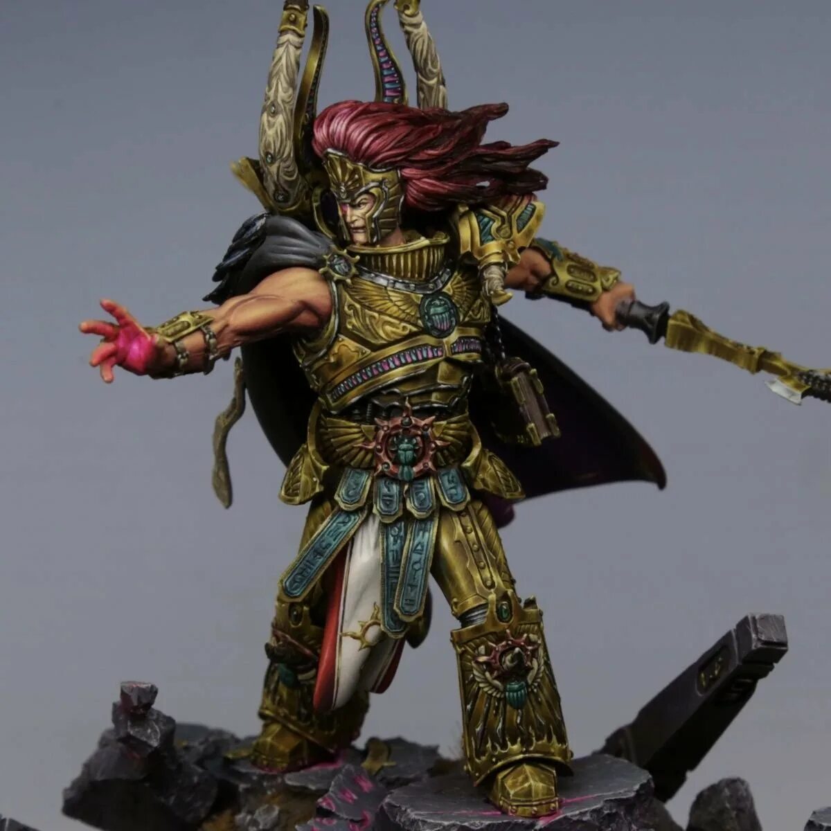 демон примарх магнус. красный вархаммер. вархаммер 40000 магнус красный демон. магнус вархаммер 40000. магнус демон принц.