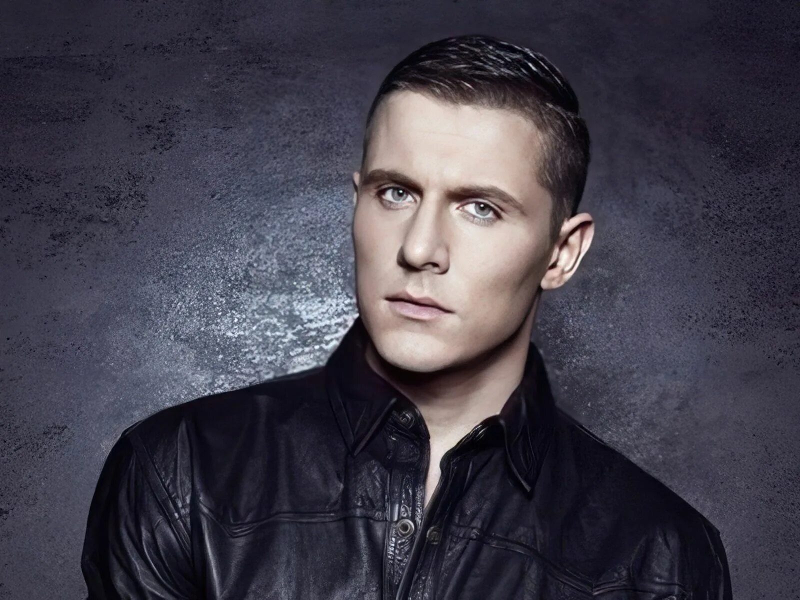 Певец алекс малиновский. Alex певец. Alex певец. Алексей малиновский певец. Певец алекс.