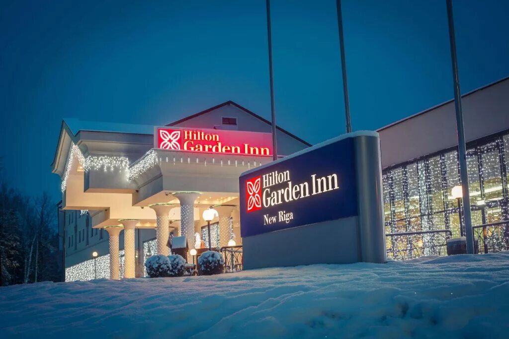 Hilton garden inn moscow new riga 4*. Хилтон гарден москва новая рига. Гостиница хилтон новая рига. Hilton garden inn новая рига. Отель хилтон нью рига.