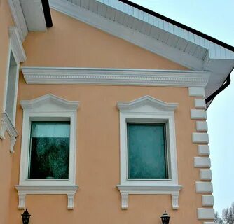 Карнизы фасада дома