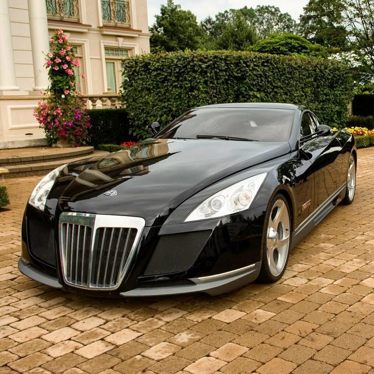 Какие автомобили самые качественные. Мерседес Майбах Экселеро. Maybach Exelero 2005. Мерседес Майбах ескклеро. Maybach Exelero 2020.