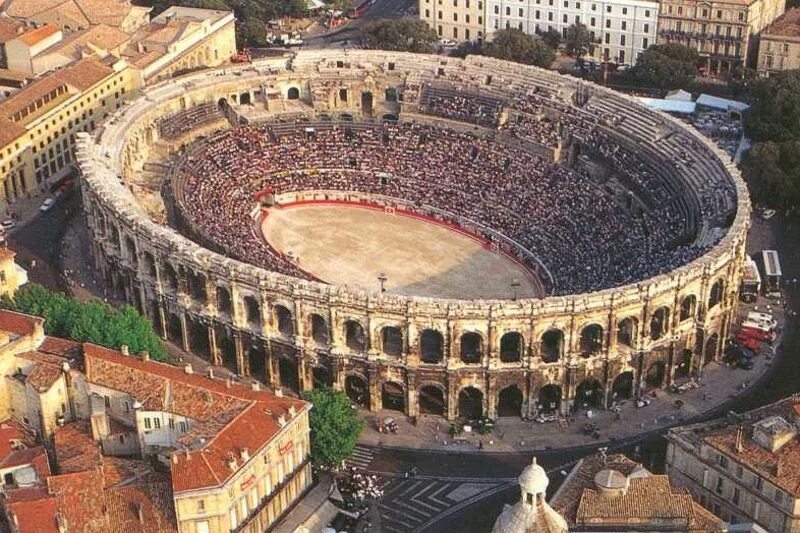 Арена de Nimes Франция. Римский амфитеатр в древнем Риме. Колизей в Арле Франция. Римский амфитеатр в городе Арль. Код в колизее