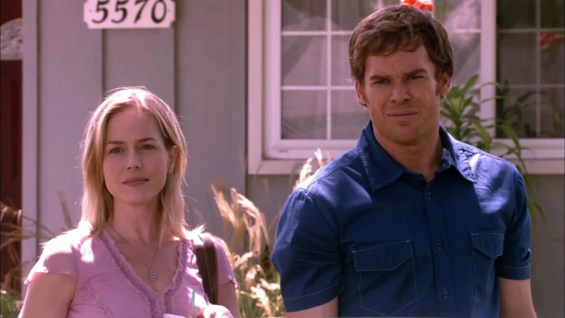 Декстер наглый школьник доксил девочку. Джули бенц декстер. dexter 2006.