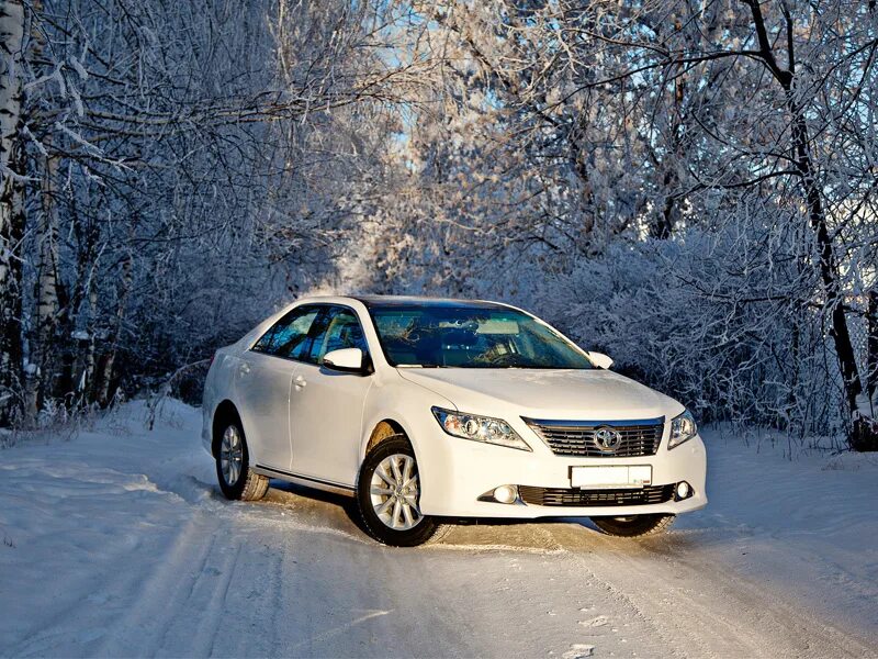 Camry зимой. Toyota camry зима. белая тойота камри зима. тойота камри белая зимой. тойота камри зима машинка.