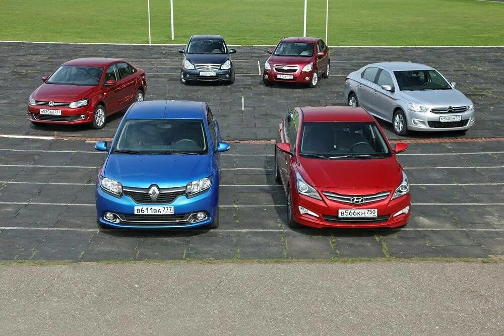 Логан поло. Фольксваген поло и рено логан. renault logan hyundai solaris volkswagen polo. ниссан альмера и фольксваген поло. ford focus 2013 vs nissan almera.