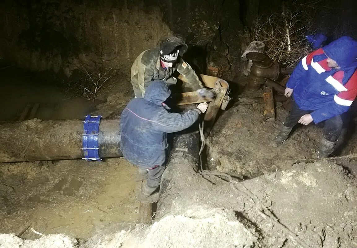 Чигири водоподъемные сооружения. Прорыв трубы воронеж. Когда дадут воду в северном районе воронежа. Водоканал воронеж аварии сейчас. Коммунальная авария в воронеже.