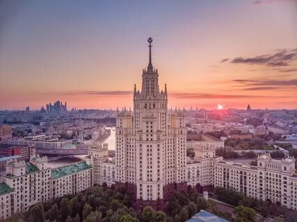Жилые высотки москвы сталинские