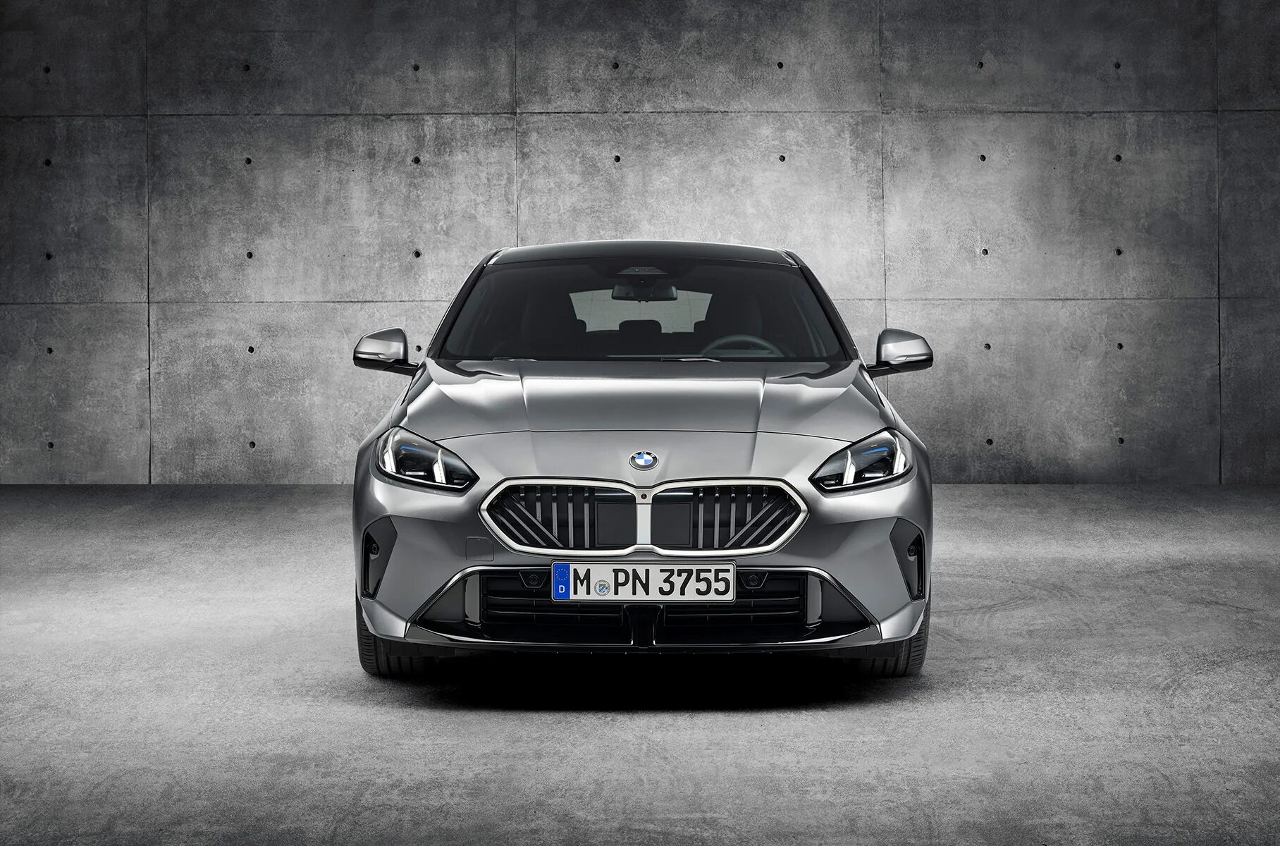 Ушла эпоха. BMW 1-Series стал переднеприводным