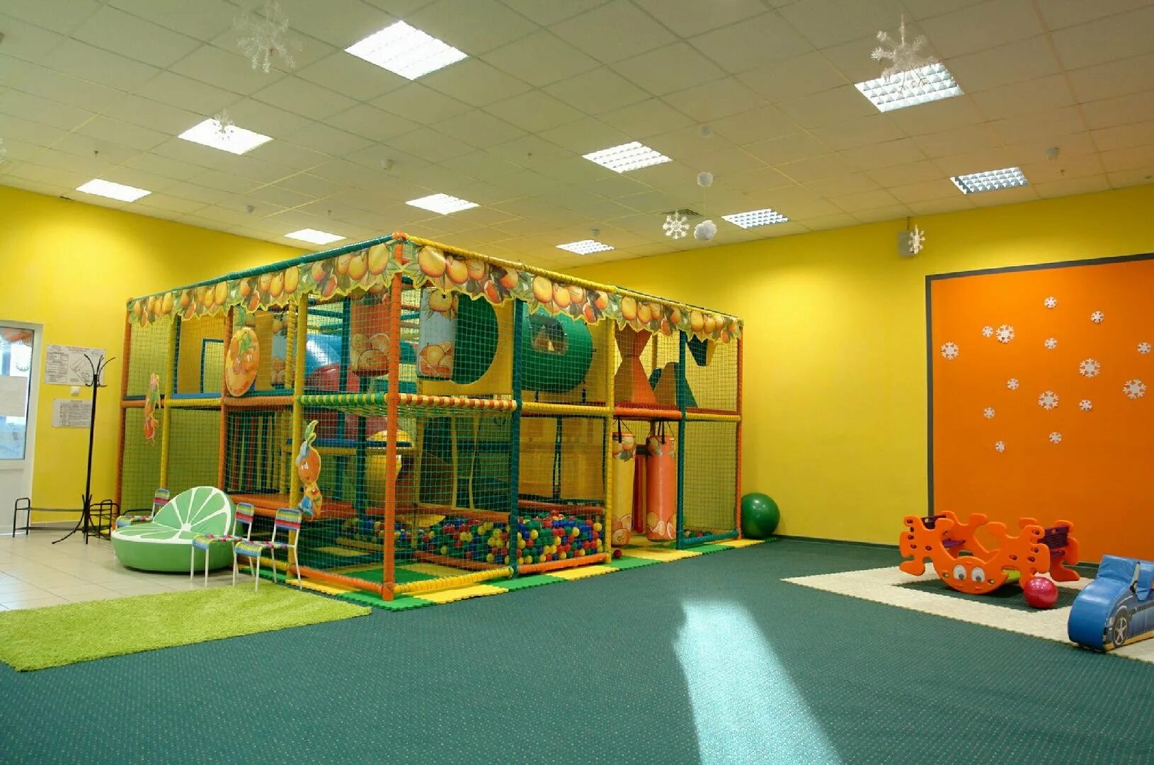 тц детская игровая. южный полюс детский центр джамп. развлекательный центр "детская игровой центр сказка" динская. тц детская игровая. развлекательная комната для детей.