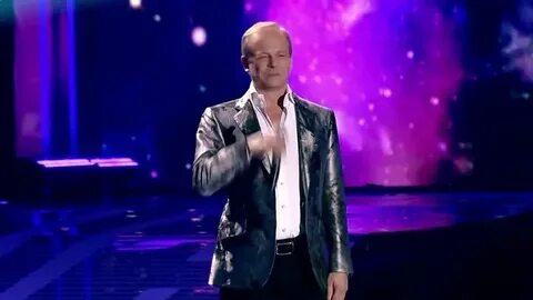 Песня женщина воздух женщина вода кто поет