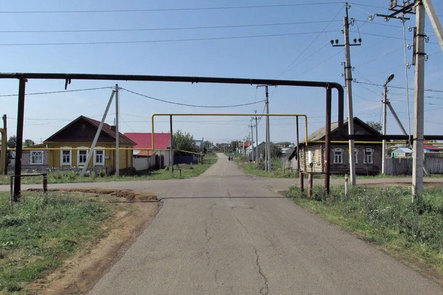 Сколько градусов в мензелинске. Мензелинск центр города. Мензелинск красивые места. Сколько градусов в мензелинске. Мензелинский аэроклуб.