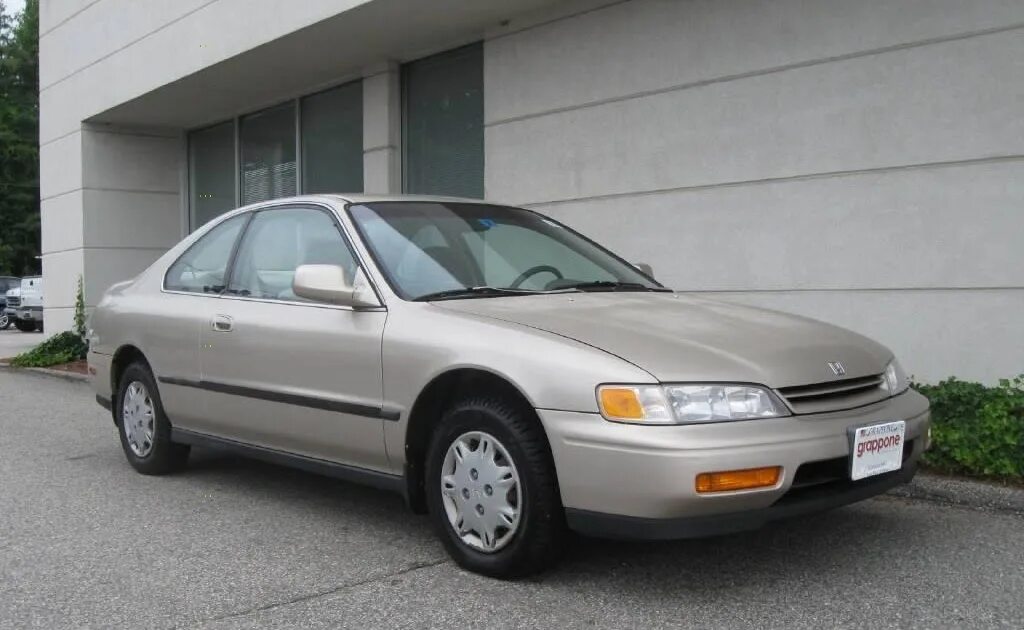Honda accord 1995. Honda accord coupe 1995. honda accord lx 1995. honda accord купе 1995.