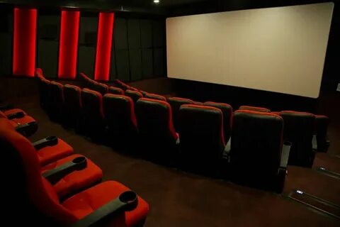 Кинотеатры в новомосковске тульской