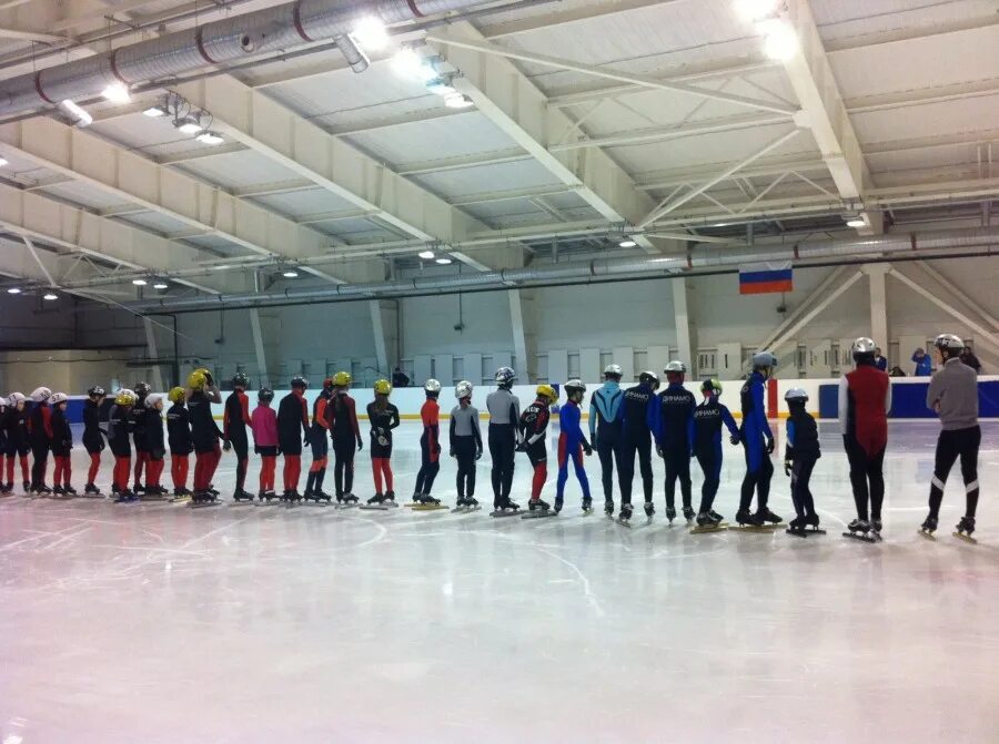 Щербакова фок айс. Ледовая арена айс екатеринбург. Ледовая арена айс екатеринбург щербакова. Фок айс щербакова "екатеринбург". Ледовая арена айс екатеринбург.