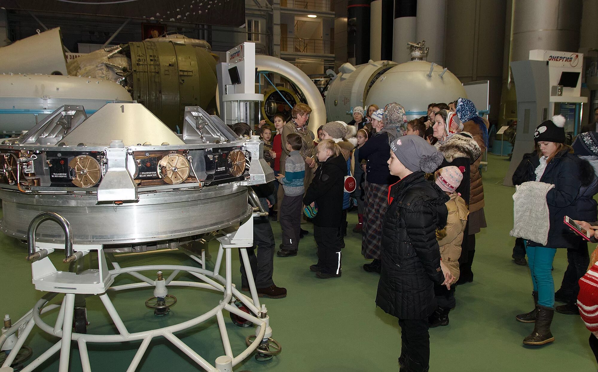 ркк энергия храм. храм в королёве на ркк энергия. церковь златоуста сергия радонежского. храм ркк энергия королев. храм ркк энергия королев.