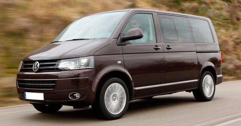 Транспортер т5 2010. Volkswagen t5 2010. фольксваген мультивен 2010. vw transporter 2010. vw t5 transporter multivan.