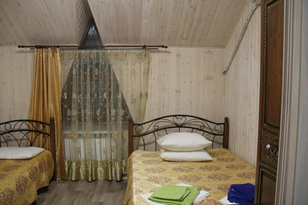 адлер у дяди вани гостевой дом на аллейной. цандрипш лакоба 24. гостевой дом дяди федора солнцедар 16 геленджик. у дяди васи межводное. абхазия улица лакоба.