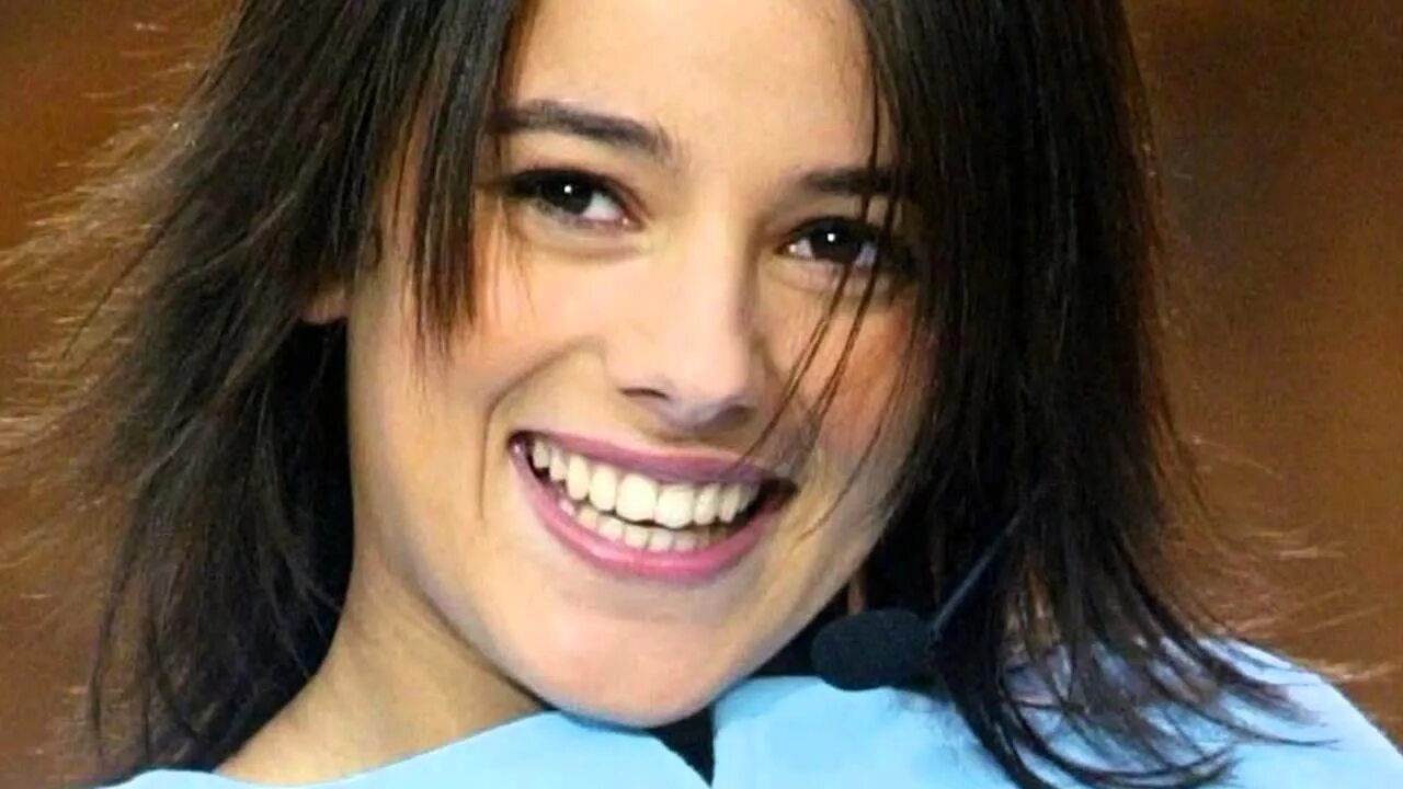 Alizee дата. Французская певица alizee. француженка певица alizee. ализе французская певица сейчас. певица элизе французская сейчас.