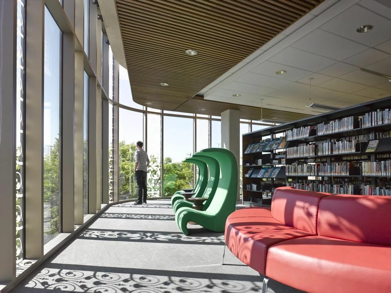 Travel library