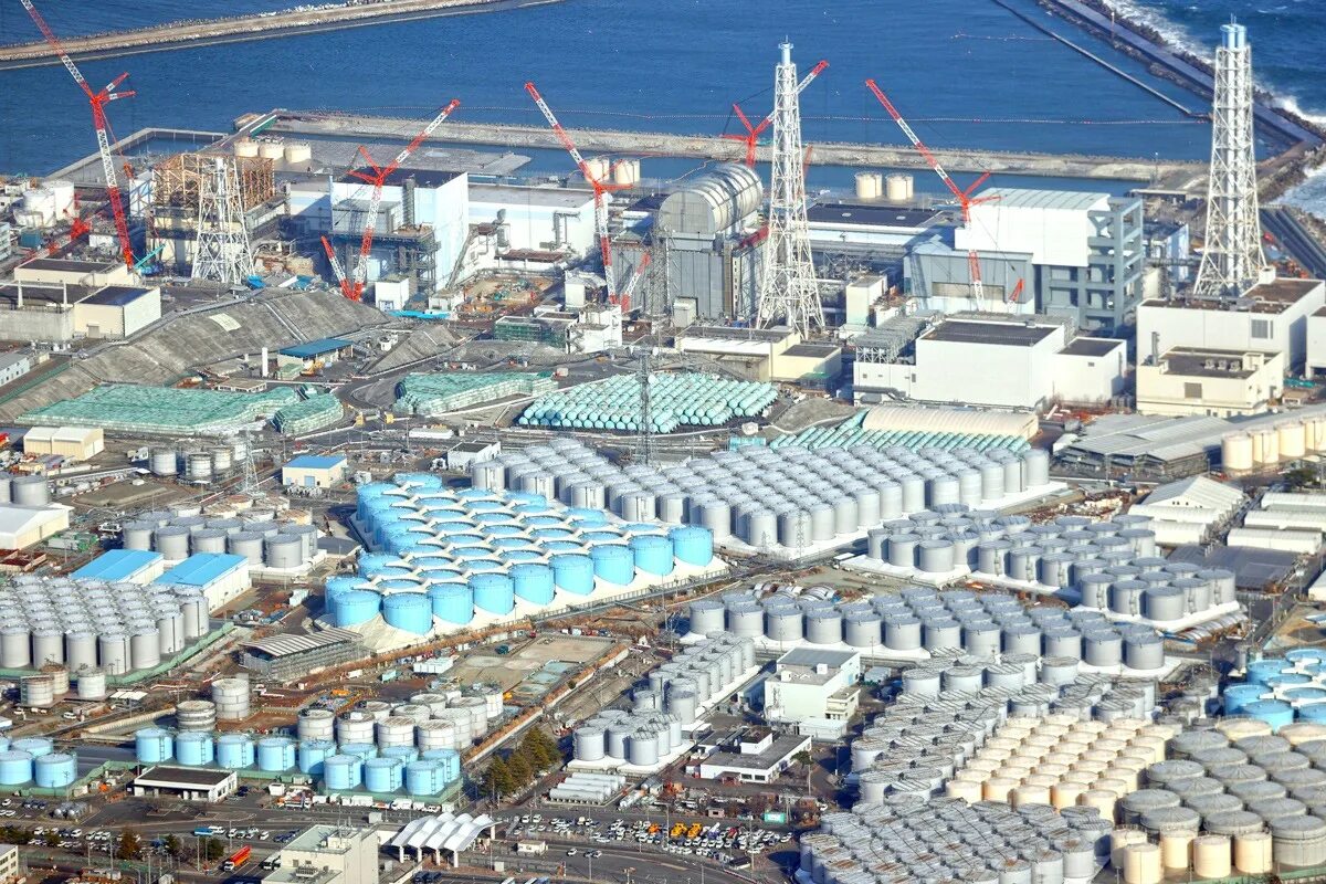 Сбросы аэс. АЭС Фукусима-1. Атомная станция Фукусима 1. Япония 2011 АЭС. Японской атомной электростанции «Фукусима-1.